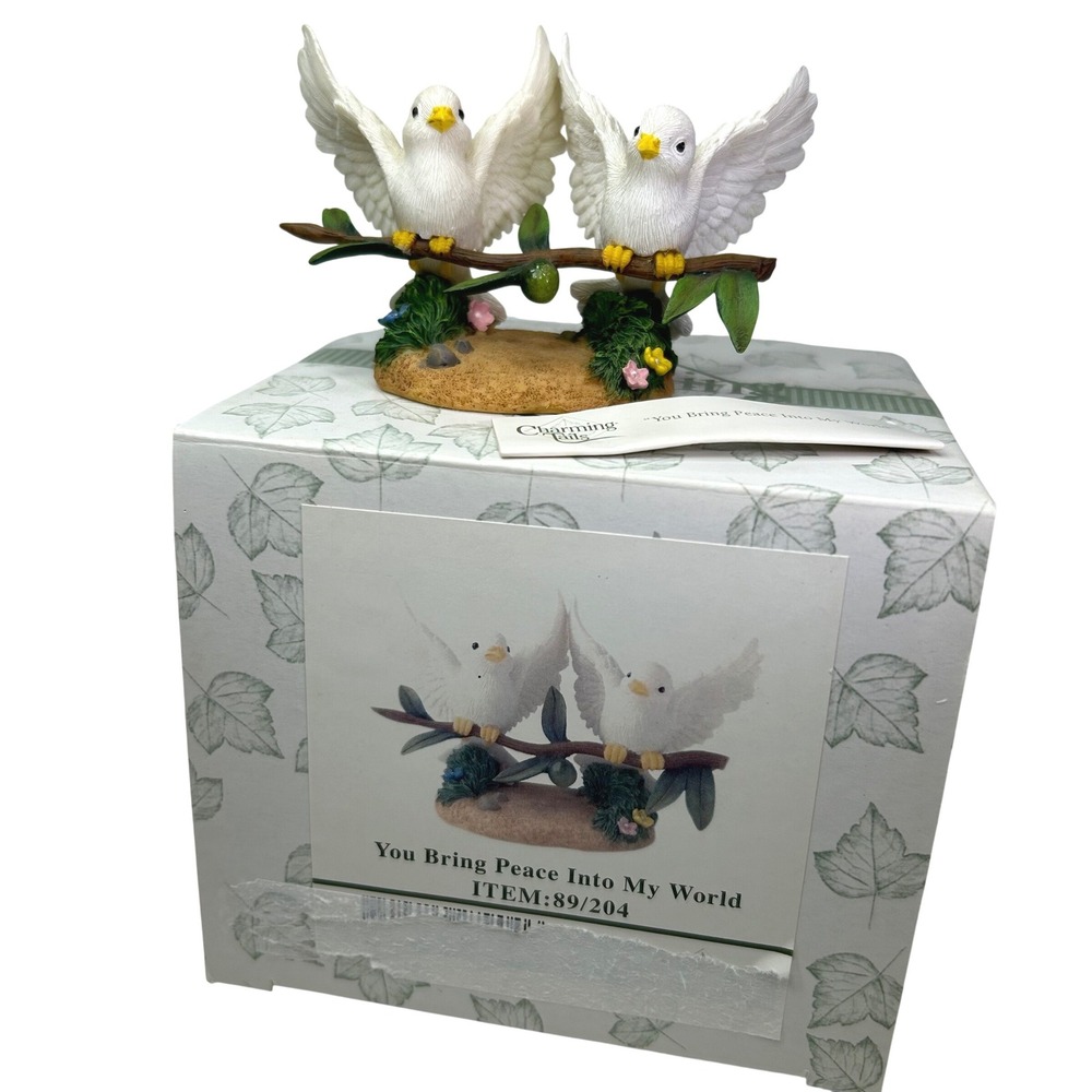 Charming Tails You Bring Peace Into My World Dove Figurine 89/204 Fitz and Floyd